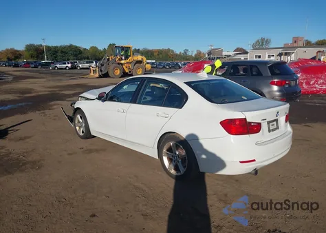 2015 BMW 320I xDrive z USA, uszkodzony, nr VIN WBA3C3G52FNT53727